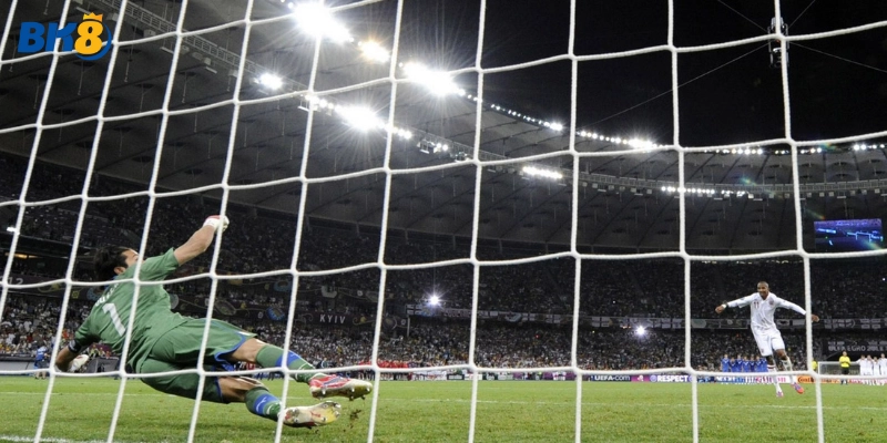 Ưu nhược điểm quan trọng khi lấy mạng bóng đá